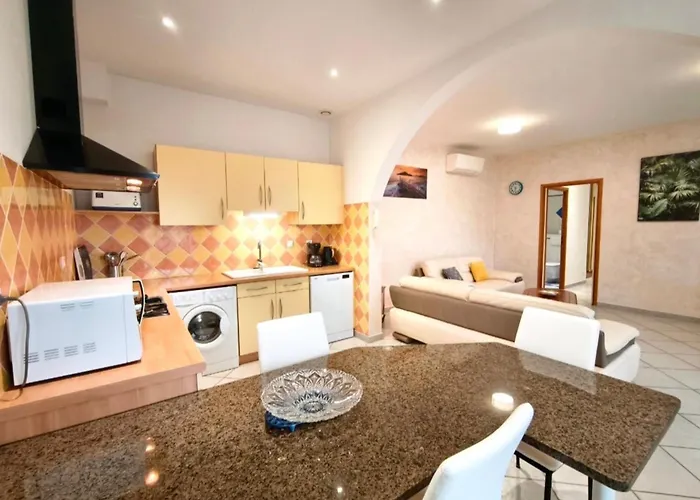 Charming House With Terrace And View In Holiday home *
