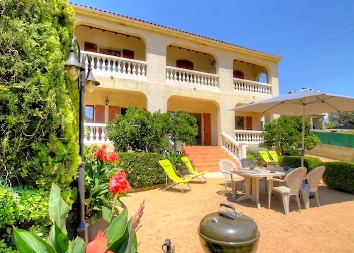 Charming House With Terrace And View In Holiday home Appietto